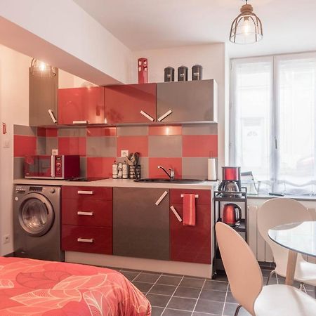 Studio Le Ligerien Saint-Denis-de lʼHôtel Buitenkant foto